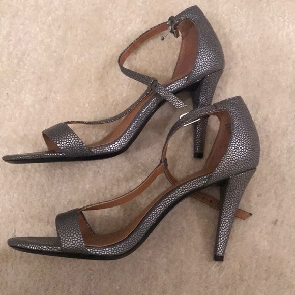 calvin klein heels - Picture 2 of 4